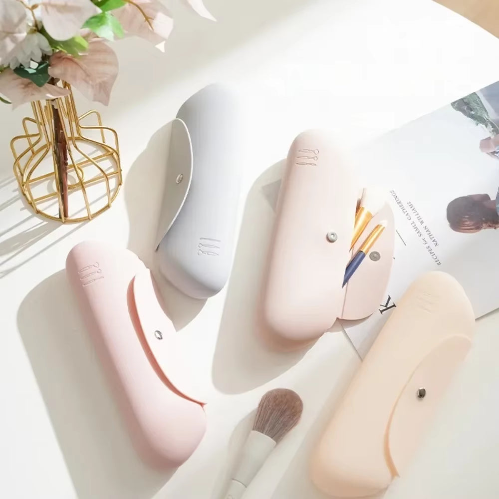 Silicone Travel Makeup Brush Holder – Portable Cosmetic Organizer Case